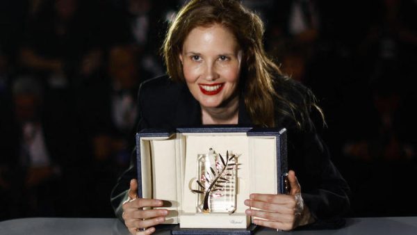 Justine Triet, lauréate de la Palme d’Or, crée la polémique
