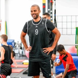 CANAL+ : la série documentaire «Tony Parker Academy, un an à l’école des champions» cet été en clair dès le 25 juin