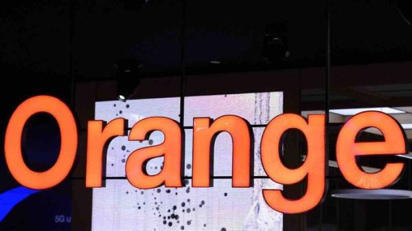 Le géant français des télécoms Orange enregistre un chiffre d’affaires en très légère hausse au premier trimestre