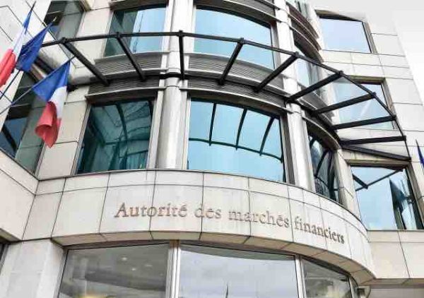 L’Autorité des marchés financiers met en garde contre «l’offre frauduleuse» du site de courtage automatisé «Immediate Connect»