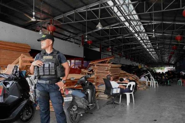 Philippines: des étrangers forcés de travailler pour un casino en ligne