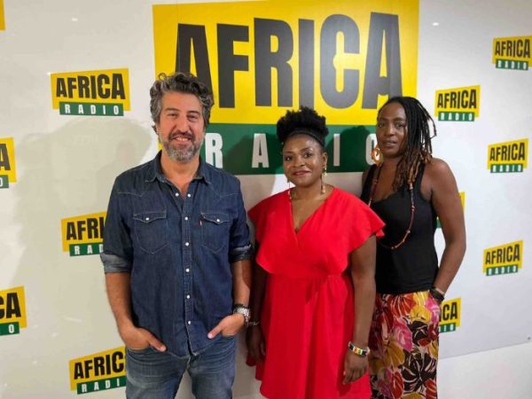 Scènes torrides ponctuées de drames familiaux et de trahisons : une série télévisée en Afrique du Sud réinvente la prévention contre le sida