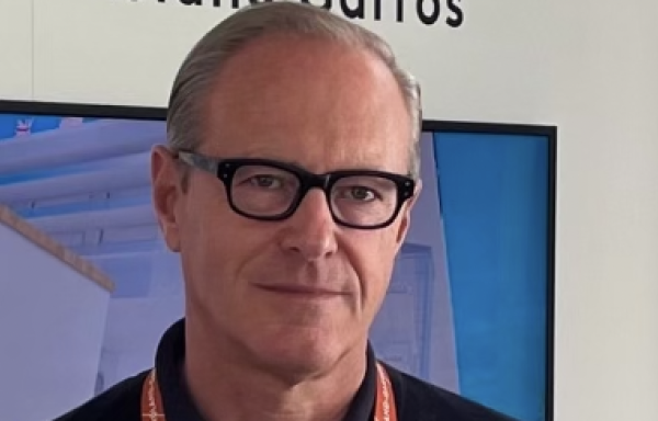V. NALPAS (France Télévisions) : «Les avatars humains n’ont pas vocation à remplacer les journalistes ou les présentateurs de France Télévisions»