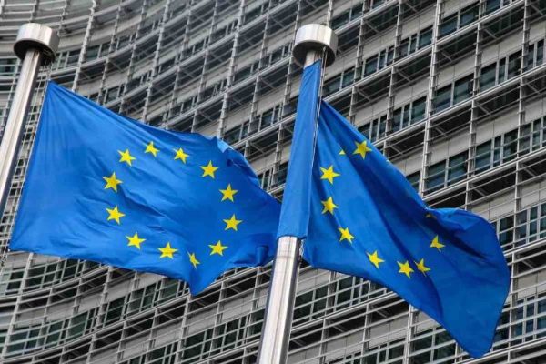 Les géants du net soumis dans l’UE à des obligations renforcées