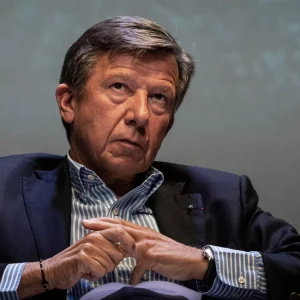 Gilles Pélisson, ex- PDG de TF1, nommé à la tête d’Unifrance