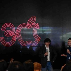 Des fans d’Apple ont célébré vendredi à Pékin les 30 ans en Chine du géant américain