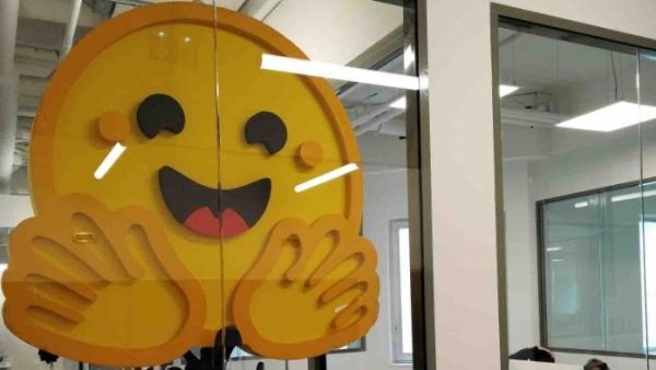 Intelligence artificielle:  la start-up franco-américaine Hugging Face annonce une levée de fonds de 235 millions de dollars auprès des géants américains de la tech