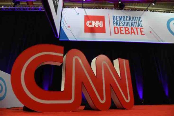 Le groupe Warner Bros. Discovery nomme Mark Thompson, issu de la BBC et du «New York Times», à la tête de CNN pour tenter de relancer la chaîne d’info