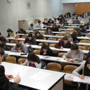 Télésurveillance des examens: la Cnil recommande une «alternative en présentiel»