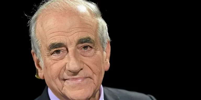 La France dit adieu à Jean-Pierre Elkabbach, figure emblématique du journalisme