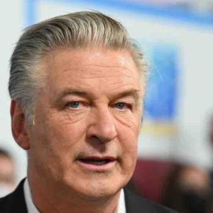 Tir mortel sur le film «Rust»: Alec Baldwin a «menti éhontément», ont estimé les procureurs en charge de l’affaire