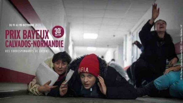 Lancement du Prix Bayeux Calvados-Normandie des correspondants de guerre présidé par le photographe Don McCullin