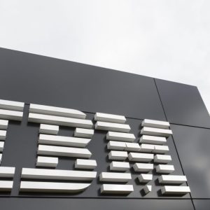 IBM suspend ses publicités sur X suite à des liens avec du contenu pro-nazi 