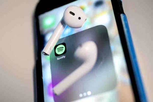 Le projet de taxe sur le streaming musical provoque la colère des plateformes