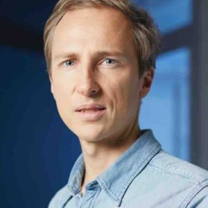 Q. DE REVEL (Groupe M6) : «Nous réétudions notre approche du projet de feuilleton quotidien»