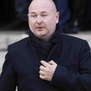Visé par une enquête pour viol, le célèbre animateur Sébastien Cauet dépose une plainte pour dénonciation calomnieuse
