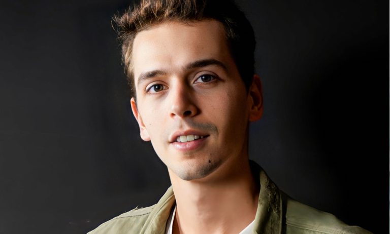 W. MOULLÉ-BERTEAUX (Groupe Le Crayon) : « On vise à réengager la jeune génération avec les médias »