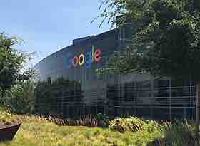 Alphabet, maison mère de Google, paiera 700 millions de dollars en règlement antitrust et apportera des modifications à sa boutique d’applications en ligne