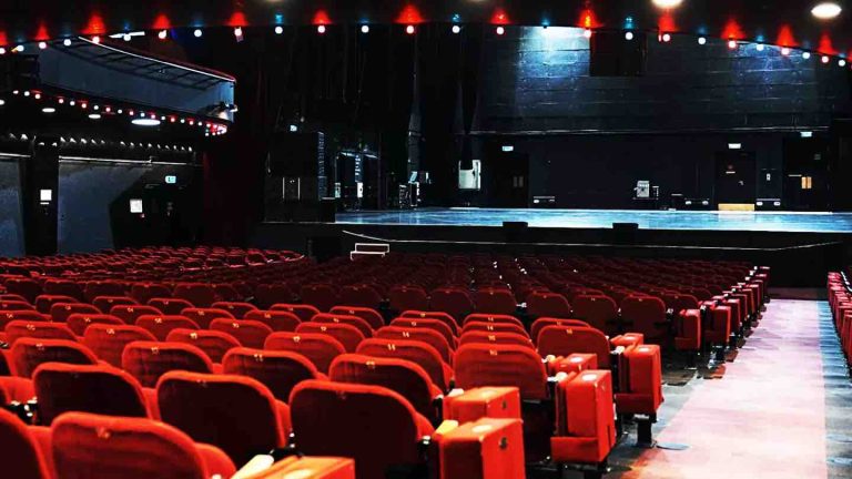 CANAL+ : entre archives fortes et témoignages rares, l’Olympia se raconte pour ses 130 ans