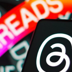 Le groupe Meta lance dans l’Union Européenne son réseau social Threads, rival direct de X (ex-Twitter)