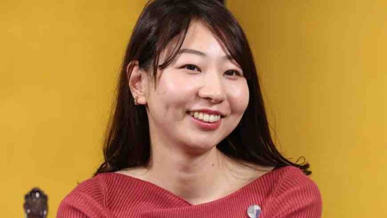 Japon: la lauréate du plus prestigieux prix littéraire japonais reconnaît que ChatGPT a écrit une partie de son roman