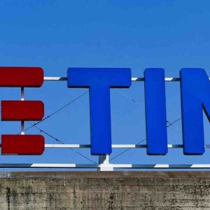 Le gouvernement italien donne son feu vert au rachat du réseau de Telecom Italia par le fonds KKR