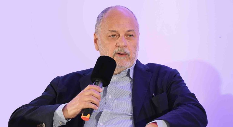 M. SILLAM (Initial Studio) : «En 2023 nos podcasts ont généré près de 8 millions de téléchargements»