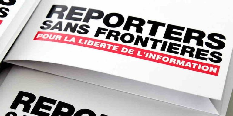 L’ONG Reporters sans frontières lance en Russie un bouquet satellitaire offrant à la population «une information indépendante»