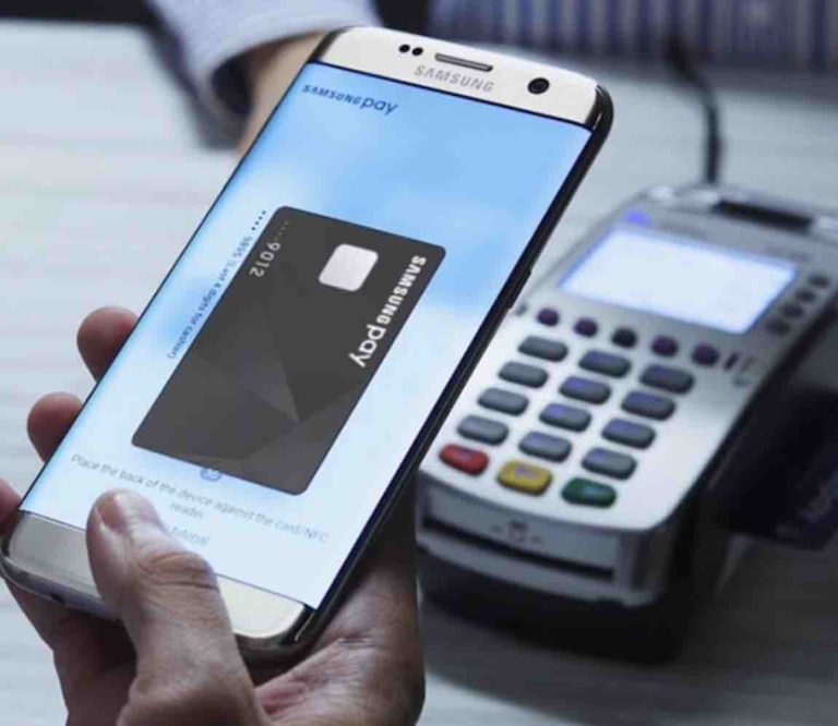 Le système de paiement mobile Samsung Pay n’acceptera plus, à compter de début avril, les cartes de paiement russes Mir