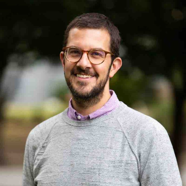 Un tribunal militaire russe condamne par contumace à six ans de prison Andy Stone, le porte-parole du géant américain des réseaux sociaux Meta