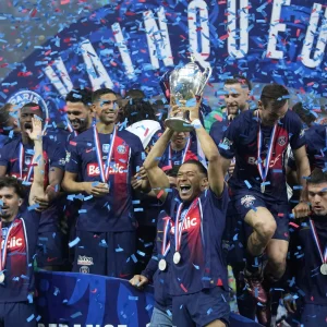 France 2 / Football: «Lyon-Paris-Saint- Germain», leader du Prime samedi avec 4.460.000 footeux 