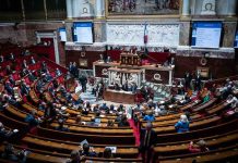 Audiovisuel public sur la sellette : l’Assemblée ouvre une enquête explosive