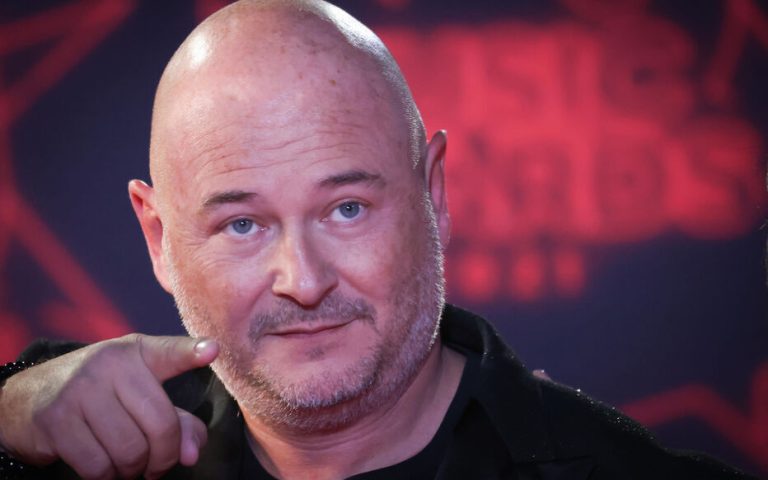 NRJ remporte la bataille judiciaire contre Sébastien Cauet : pas d’indemnisation 