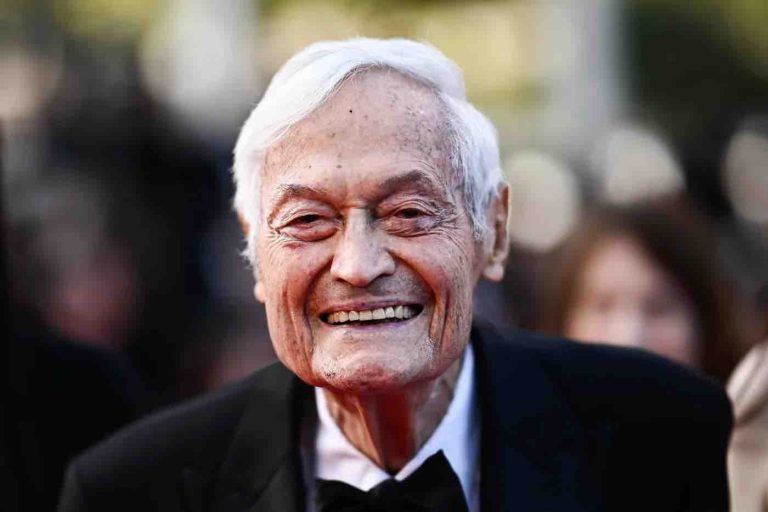 Roger Corman, maître du cinéma fantastique américain qui donna ses lettres de noblesse à la série B