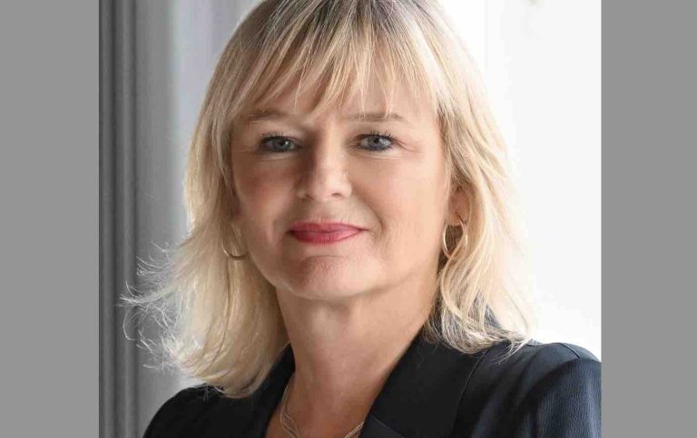 L. SMITH (MIPCOM) : «Plus de 170 sociétés françaises pour l’édition 2024»