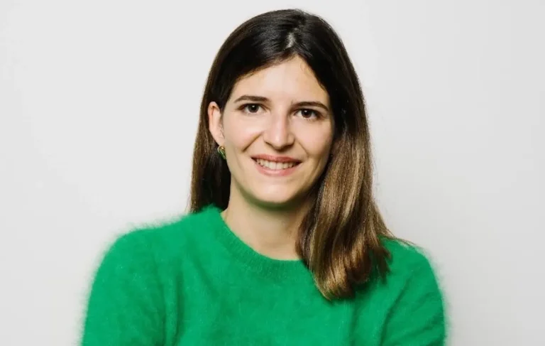 Clara Chappaz, nouvelle secrétaire d’État au Numérique, face aux défis de l’intelligence artificielle 