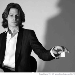 ARTE.TV : Andris Poga dirige l’Orchestre National de France pour un concert dédié à Mozart et Bruckner en direct le 15 novembre à 20h00