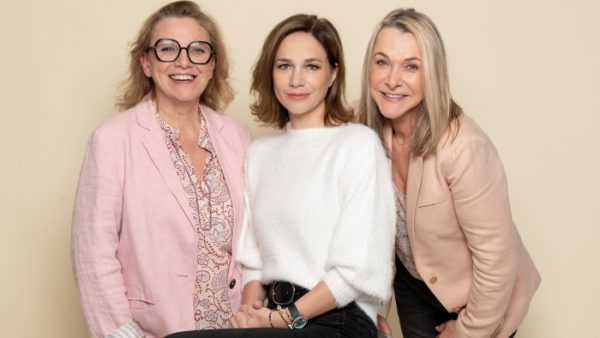 France Télévisions/ patinage artistique: les commentateurs Monfort et Candeloro remplacés par une équipe féminine