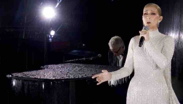 La version de «L’hymne à l’amour» de Céline Dion, interprétée lors des JO de Paris, sort en streaming