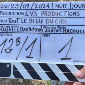 TF1, Netflix et En Voiture Simone s’associent pour la fiction événement «Tout le bleu du ciel» d’après le roman de Melissa Da Costa 