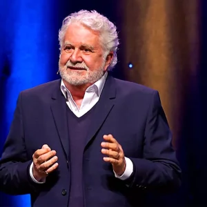 C8 : le spectacle de Roland Magdane, leader du Prime TNT vendredi 
