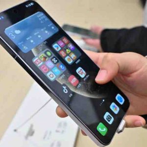 Huawei lance un smartphone «historique»