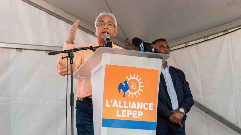 Ile Maurice: les réseaux sociaux bloqués après un scandale d’écoutes téléphoniques