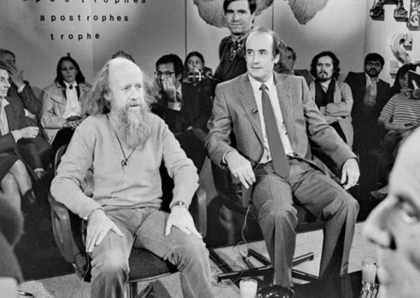 LCP / «Rembob’INA»: «Apostrophes spécial sciences, en compagnie d’Hubert Reeves (1981)» le jeudi 5 décembre à 20h30