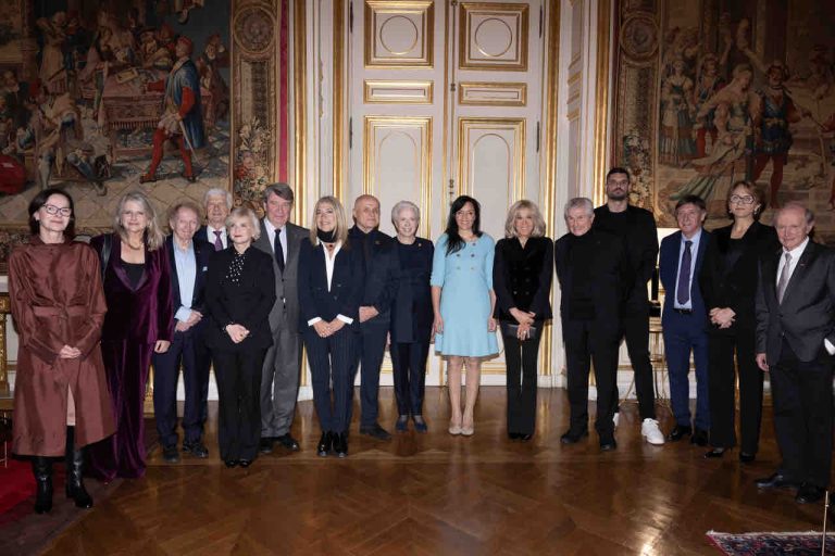 Grand Prix du Rayonnement Français 2024: France Média Monde, sous la direction de Marie-Christine Saragosse, reçoit par le prix spécial du Jury en présence de Brigitte Macron au Quai d’Orsay