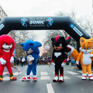 Paramount Pictures: 20.000 coureurs aux 10km Sonic de la Tour Eiffel à Paris
