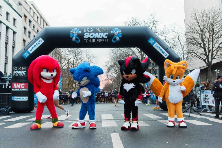Paramount Pictures: 20.000 coureurs aux 10km Sonic de la Tour Eiffel à Paris