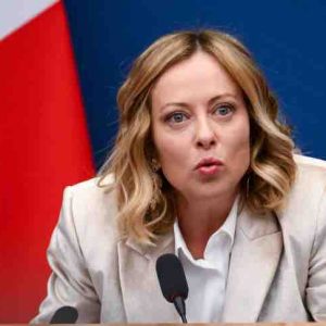 La Première ministre Giorgia Meloni nie avoir discuté avec Elon Musk d’un contrat de cybersécurité entre l’Italie et la société SpaceX