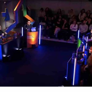 ARTE lance son nouveau talk-show «Euroguessr» présenté par Jean Massiet, dès le 18 février
