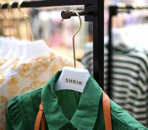 Protection des consommateurs: l’UE s’apprête à ouvrir une enquête contre le vendeur de vêtements en ligne Shein